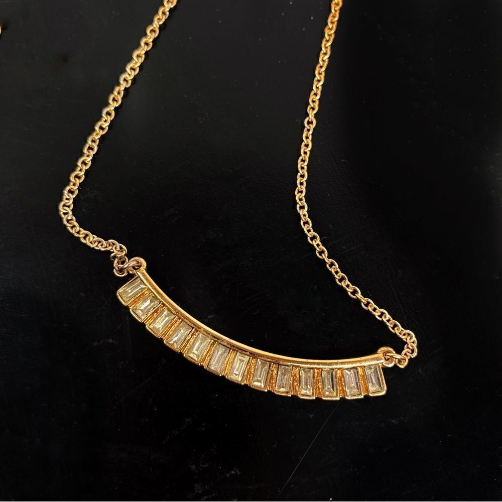 Jessica Simpson Rhinestone Bar Fashion Necklace Gold Tone